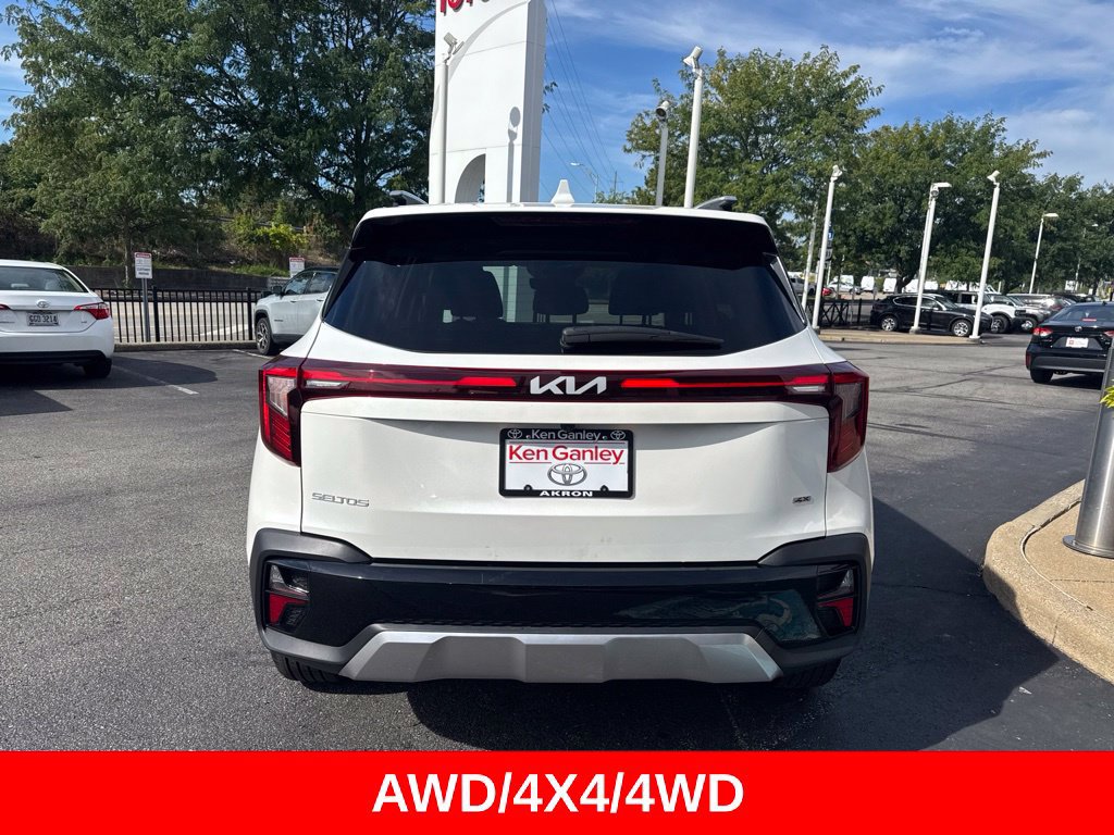 Used 2024 Kia Seltos S AWD/4WD image 6