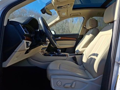Certified 2023 Audi Q5 2.0T Premium Plus w/ Premium Plus Package image 13