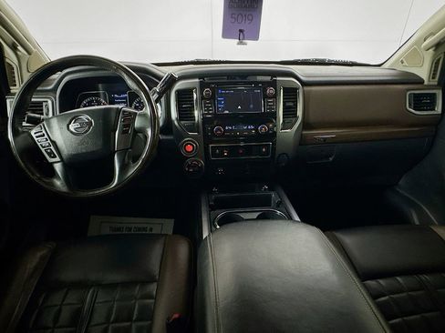 Used 2016 Nissan Titan Platinum Reserve image 24