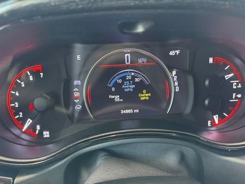 Used 2023 Dodge Durango GT AWD/4WD image 11