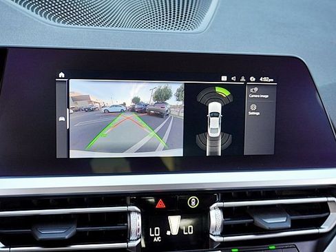 Used 2023 BMW 430i Coupe w/ M Sport Package image 27