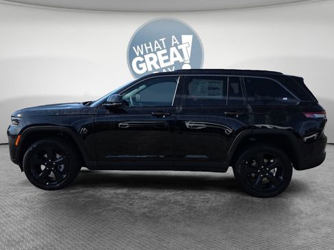 New 2026 Jeep Grand Cherokee Limited w/ Limited Altitude Package AWD/4WD image 7