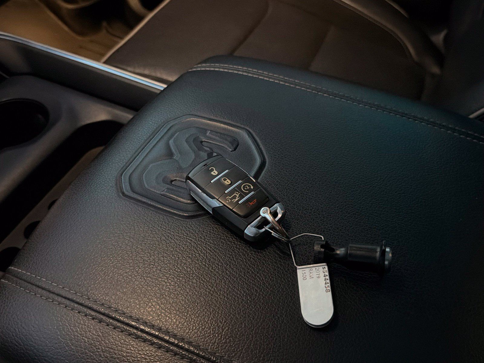 Used 2019 RAM 1500 Laramie AWD/4WD image 59