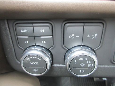 New 2026 GMC Yukon Denali Ultimate image 17