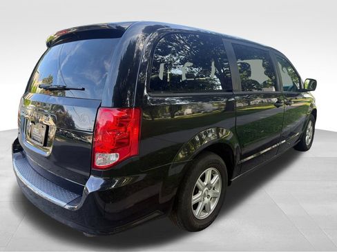Used 2013 Dodge Grand Caravan SE FWD image 8