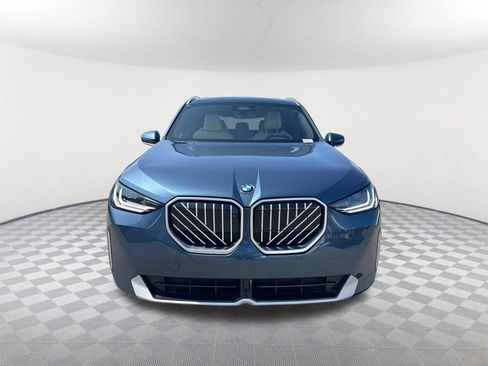 Used 2025 BMW X3 xDrive30i w/ Premium Package AWD/4WD image 2