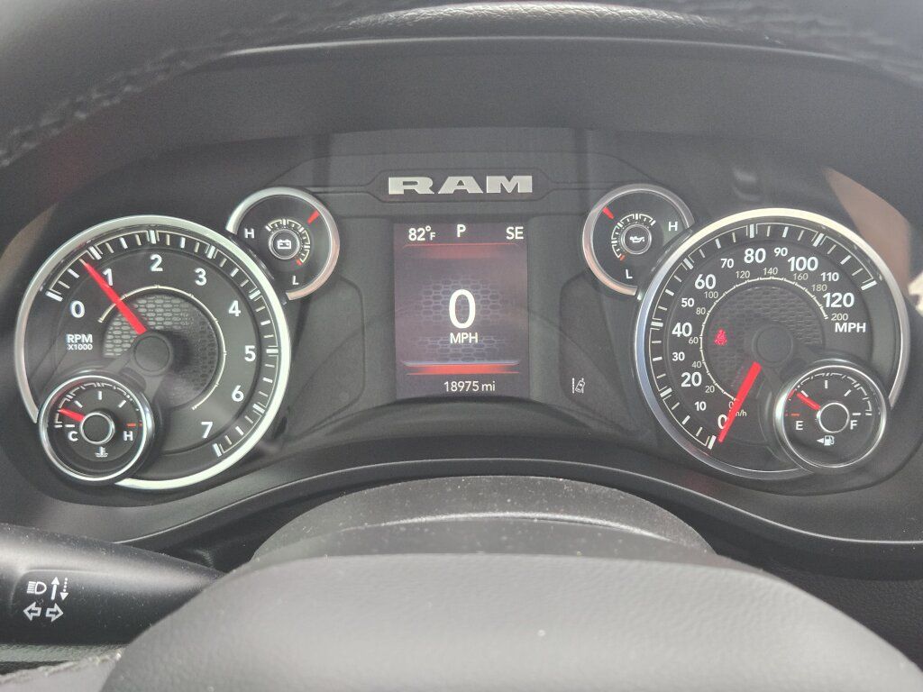 Used 2025 RAM 1500 Big Horn AWD/4WD image 16