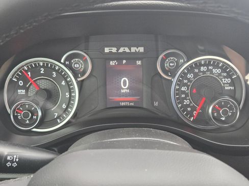 Used 2025 RAM 1500 Big Horn AWD/4WD image 16