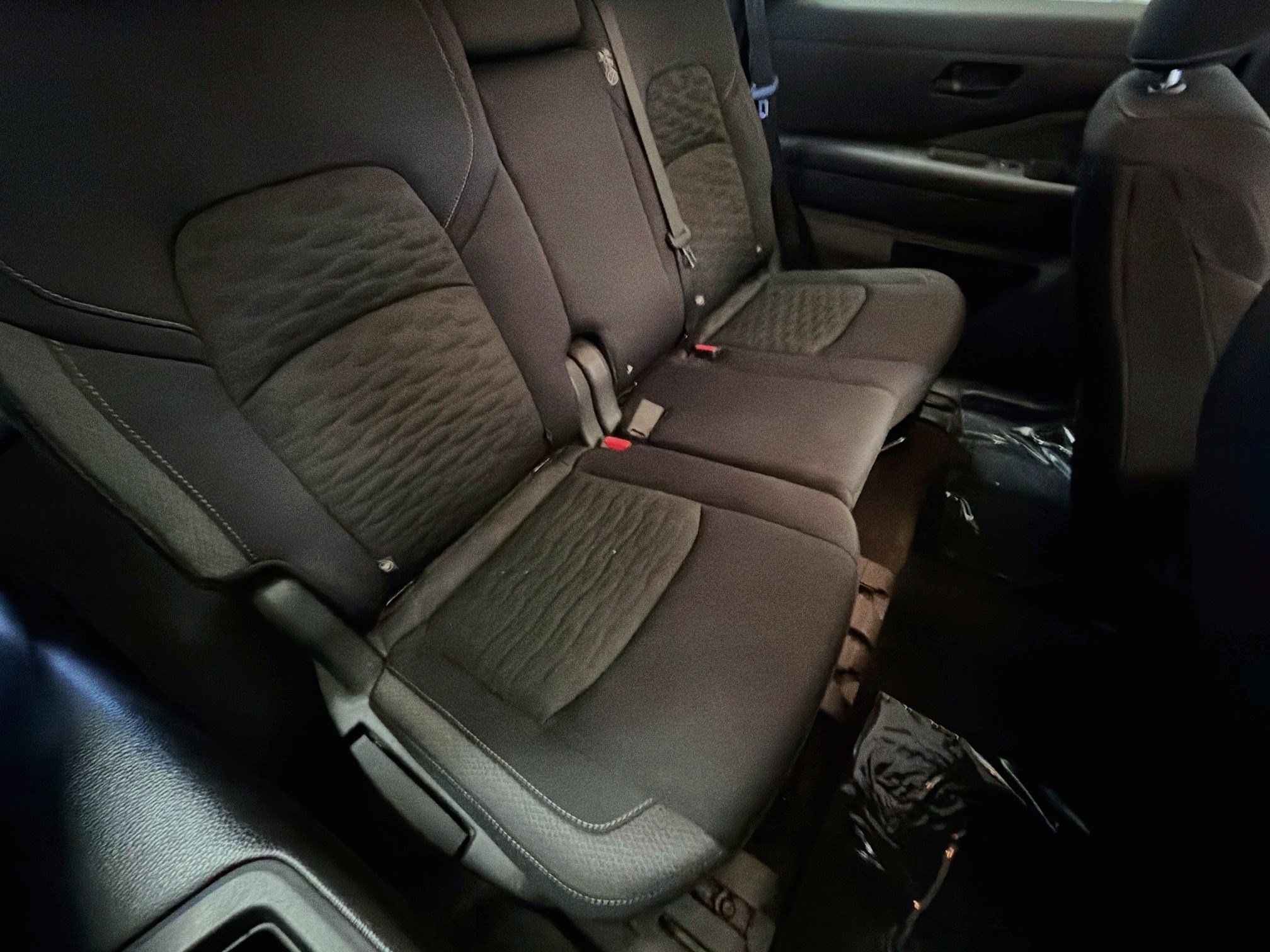 Used 2025 Nissan Pathfinder S FWD image 14