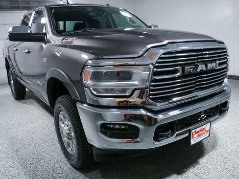 Used 2022 RAM 2500 Laramie w/ Protection Group AWD/4WD image 5