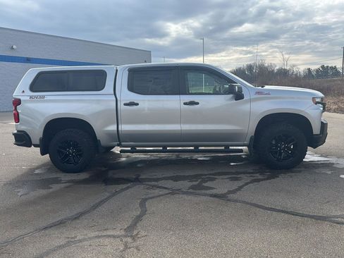 Used 2021 Chevrolet Silverado 1500 LT Trail Boss image 8