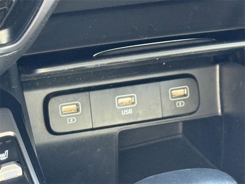 Used 2022 Kia Sorento S w/ Panoramic Sunroof Package image 24