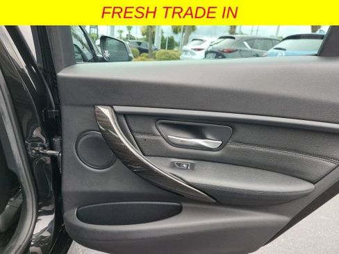Used 2018 BMW 320i xDrive Sedan AWD/4WD image 23