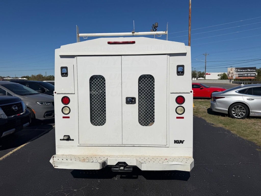 Used 2016 Ford Transit 250 138 w/ Interior Upgrade Package RWD image 4