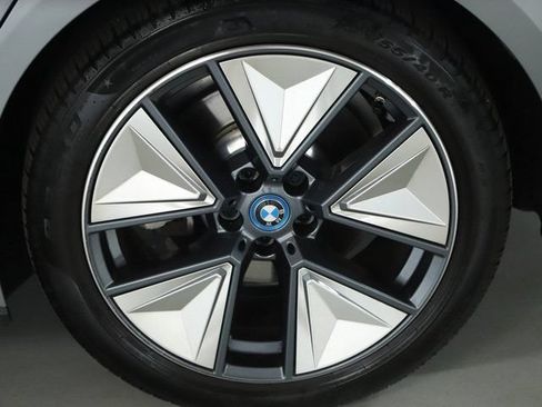 Used 2024 BMW i4 xDrive40i w/ Convenience Package AWD/4WD image 40