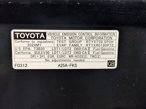 Used 2024 Toyota RAV4 XLE image 23