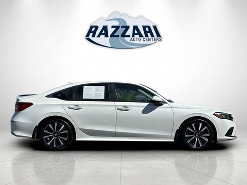 Used 2024 Honda Civic EX image 2