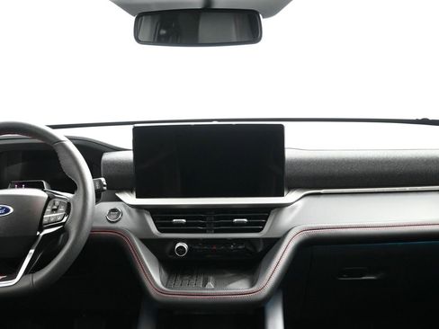 Used 2025 Ford Explorer ST image 11