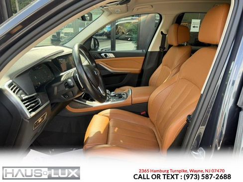 Used 2019 BMW X7 xDrive50i w/ Premium Package AWD/4WD image 9