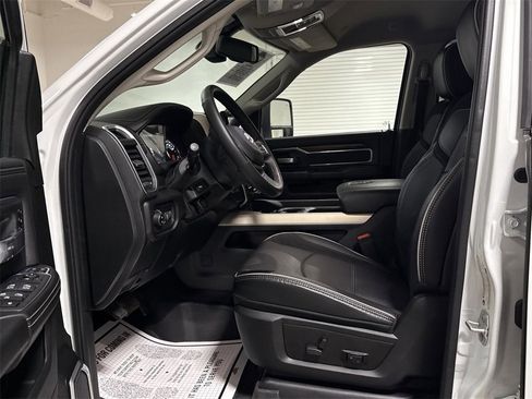Used 2024 RAM 3500 Laramie w/ Bed Utility Group image 19