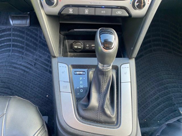 Used 2017 Hyundai Elantra Limited FWD image 24