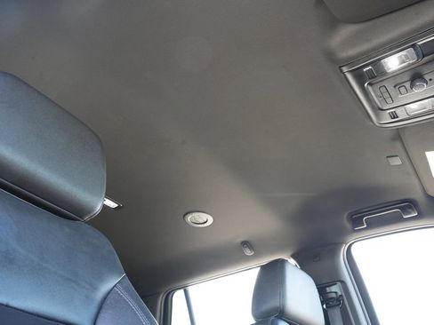 Used 2024 Chevrolet Tahoe LT AWD/4WD image 25
