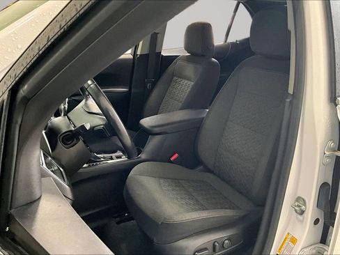 Used 2022 Chevrolet Equinox LT image 21