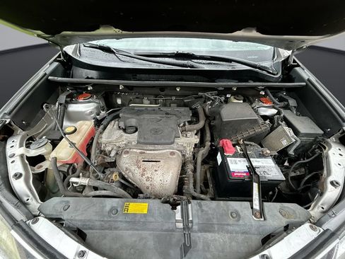Used 2015 Toyota RAV4 LE AWD/4WD image 30