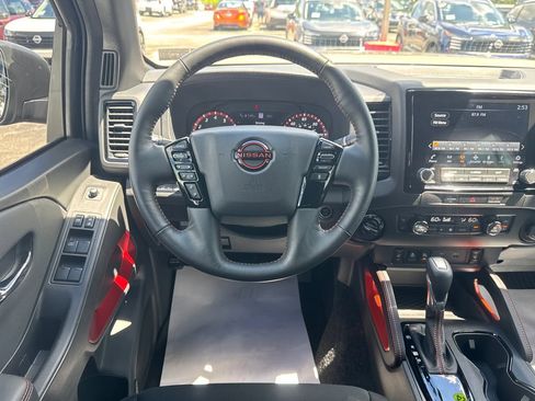 Used 2024 Nissan Frontier PRO-4X w/ Pro Convenience Package AWD/4WD image 30