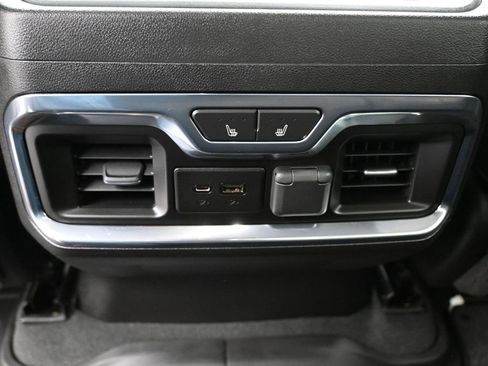 Used 2021 GMC Sierra 1500 AT4 w/ AT4 Value Package image 22