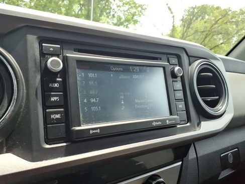 Used 2017 Toyota Tacoma SR5 w/ Tow Package AWD/4WD image 23