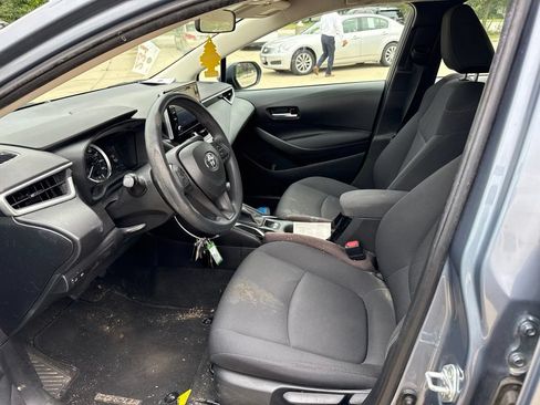 Used 2021 Toyota Corolla LE w/ Carpet Mat Package (TMS) FWD image 14