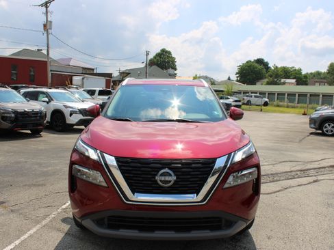 Certified 2023 Nissan Rogue SV w/ SV Premium Package AWD/4WD image 11