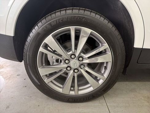 Used 2019 Cadillac XT5 Premium Luxury w/ Driver Assist Package image 13