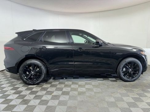 New 2026 Jaguar F-PACE R-Dynamic S image 4