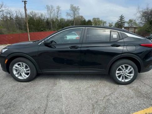 New 2026 Buick Envista Preferred w/ Convenience I Package FWD image 5