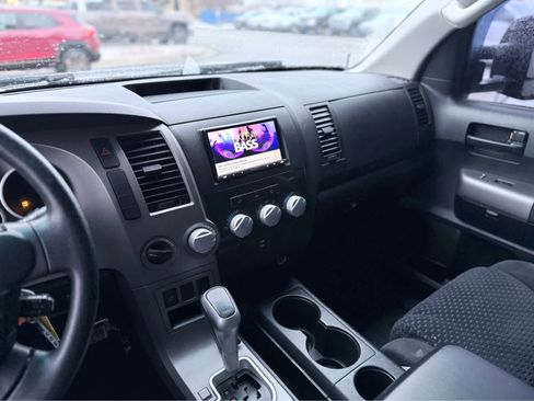 Used 2012 Toyota Tundra 4x4 CrewMax image 25