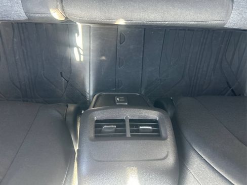 Used 2024 Chevrolet Equinox LT AWD/4WD image 18