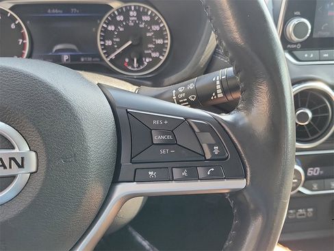 Used 2021 Nissan Sentra SV image 5