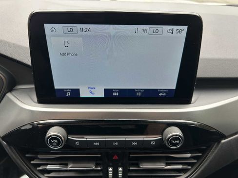 Used 2025 Ford Escape Active AWD/4WD image 17