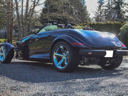 Used 2001 Chrysler Prowler image 6