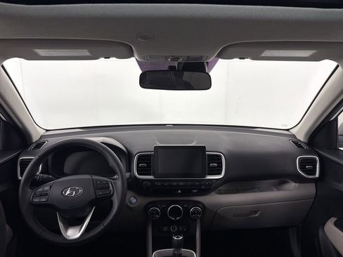 New 2026 Hyundai Venue SEL image 19