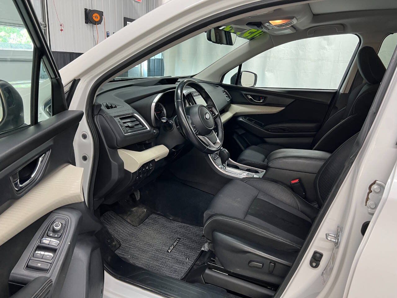 Used 2021 Subaru Ascent Premium w/ Sport Package AWD/4WD image 7