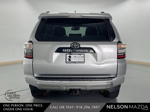 Used 2022 Toyota 4Runner TRD Off-Road image 7