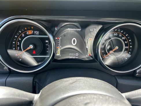 Used 2021 Jeep Wrangler Unlimited Sport AWD/4WD image 33