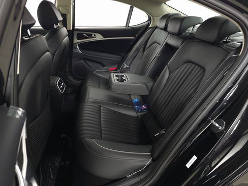 New 2026 Genesis G70 2.5T Prestige image 25