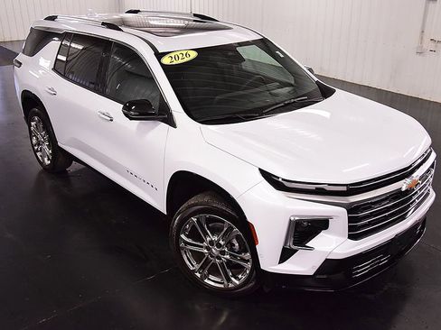 Used 2026 Chevrolet Traverse High Country w/ LPO, Floor Liner Package AWD/4WD image 9