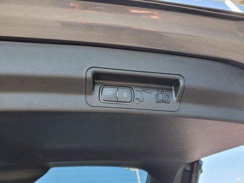 Used 2023 Ford Explorer XLT w/ Equipment Group 202A AWD/4WD image 30