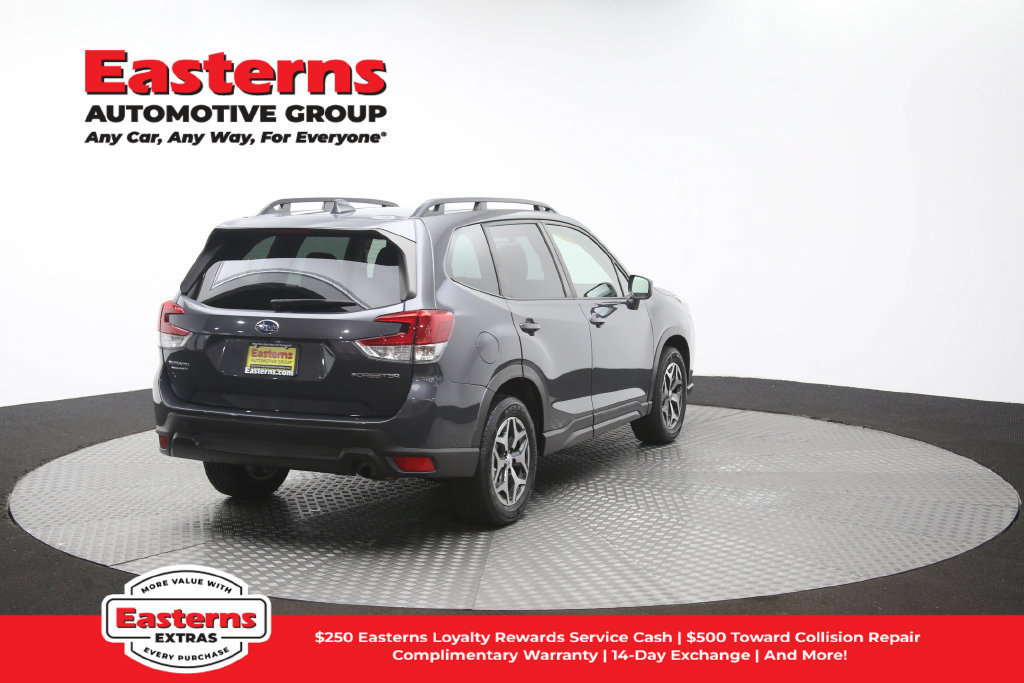 Used 2022 Subaru Forester Premium AWD/4WD image 44