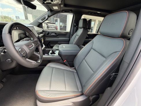 New 2026 GMC Yukon XL AT4 w/ AT4 Premium Plus Package AWD/4WD image 20
